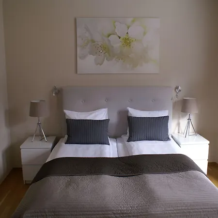 Nordfjord - Bryggen Hotell Nordfjordeid