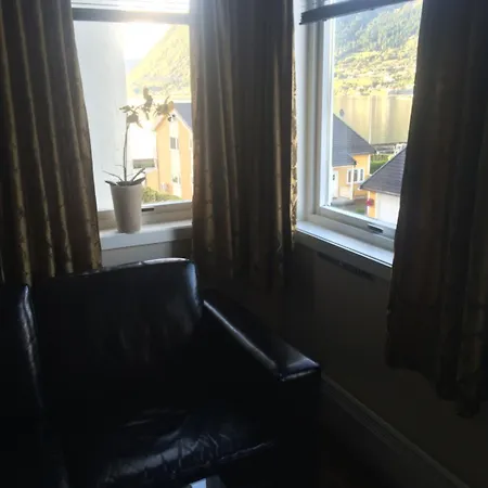 Nordfjord - Bryggen 3*