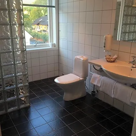 Nordfjord - Bryggen Hotel Nordfjordeid