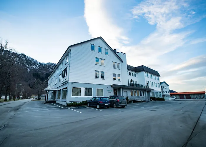 Hotel Nordfjord - Bryggen 3*