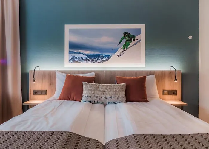 Nordfjord - Bryggen 3* Nordfjordeid