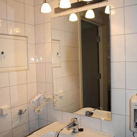 Nordfjord - Bryggen מלון 3*