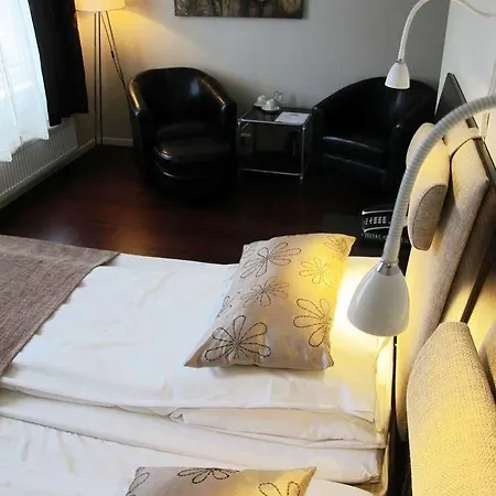 Nordfjord - Bryggen Hotel Nordfjordeid